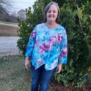 Meet your Posher, Andrea